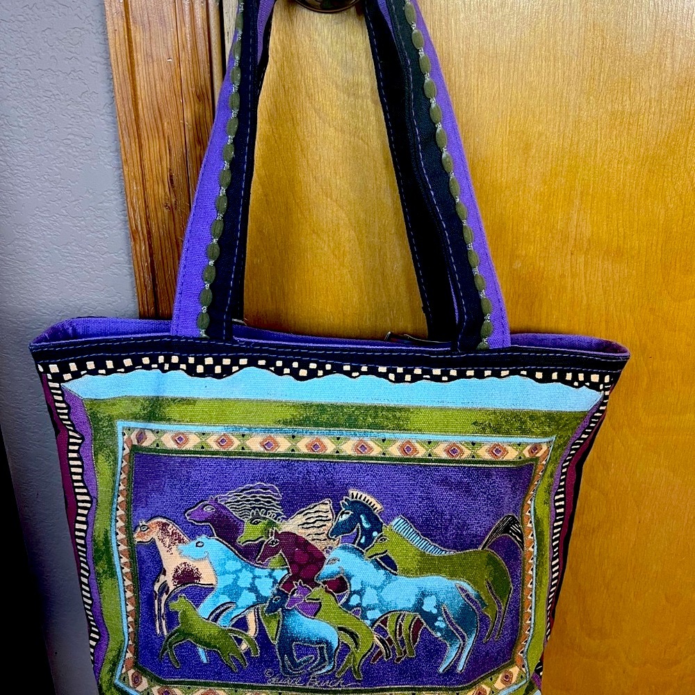 Laurel Burch Artistic Purple and Black Tote - Picture 4 of 10